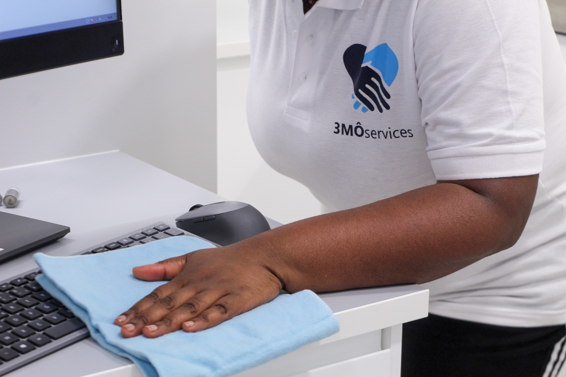 3MÔservices nettoyage cabinet dentaire 3MÔservices nettoyage cabinet dentaire